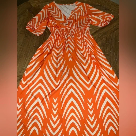 SHEIN Lune random print dress in orange - size large / never worn - Picture 8 of 9